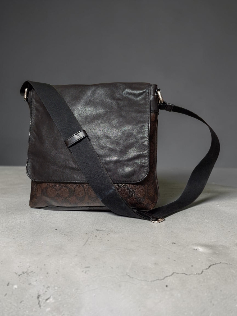 Coach Mens Leather Messenger Bag in Dark Brown